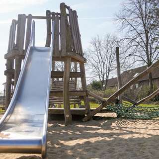 Spielplatz Davidstraße / Christianstraße – Bild 1