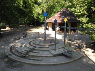 Spielplatz "Rennbahnweg" – Bild 2