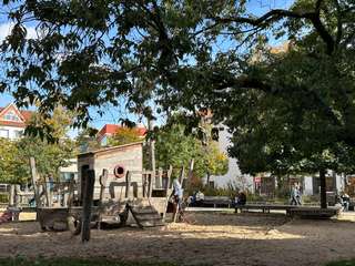 Spielplatz am Adolf-Reichwein-Platz – Bild 2