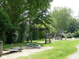 Spielplatz Heinrich-Lersch-Straße – Bild 1