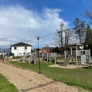 Spielplatz Von-Are-Straße – Bild 1