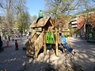 Kinderspiel- und Erlebnisplatz im Schlossgarten – Bild 2