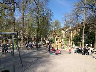 Kinderspiel- und Erlebnisplatz im Schlossgarten – Bild 5