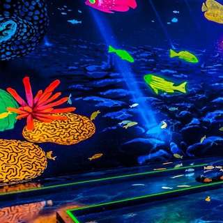 NEON Karlsruhe - 3D Schwarzlicht Minigolf – Bild 3