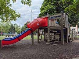 Bayview Village Junction Playground and Splashpad – Bild 6