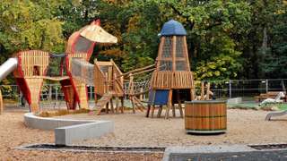 Spielplätze – Bild 1