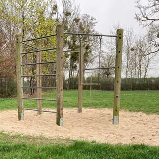 Spielplatz "Breitscheidstraße" – Bild 1