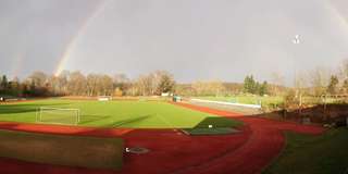 Fußball- und Basketballplatz – Bild 2