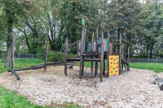 Spielplatz – Bild 3