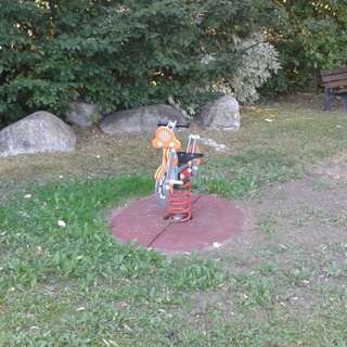 Spielplatz Stadtpark Blumenrod – Bild 4