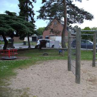Spielplatz Kapellenweg – Bild 2