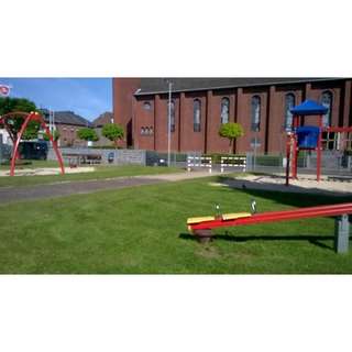 Spielplatz – Bild 1