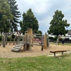 Spielplatz Kurt-Schumacher-Straße – Bild 2