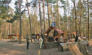 Waldspielplatz Albertpark – Bild 1