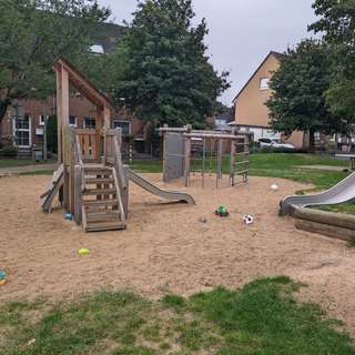 Spielpatz am Angelsdorn – Bild 2