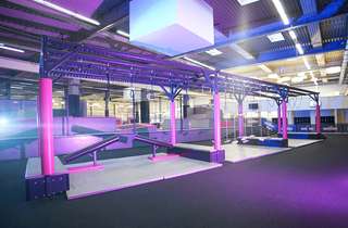 SPRUNG RAUM Trampolinpark Kiel – Bild 2