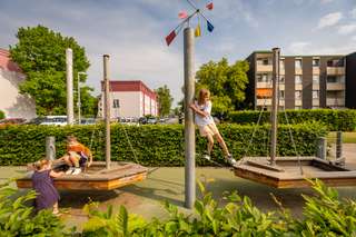 Spielflächen Brandenburger Allee – Bild 1