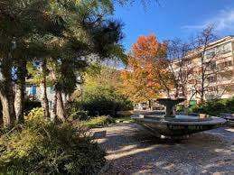Jardin publique et place de jeux des Aubépines – Bild 1