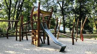 Spielplatz im Tiergarten – Bild 1