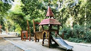 Spielplatz im Tiergarten – Bild 3