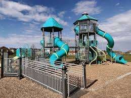 Sir C. McKeag Playground – Bild 1