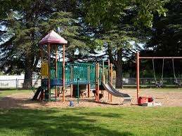 James Bay Toddler Park – Bild 1