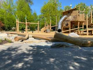 Amazonien-Spielplatz Wilhelma – Bild 3