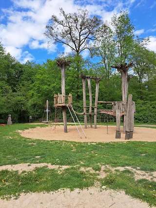 "Hexenspielplatz" Schmachteberg – Bild 1