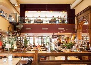 Capitol - Lüneburg Restaurant, Café & Bar – Bild 1