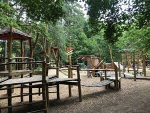 Abenteuerspielplatz – Bild 2