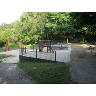 Spielplatz – Bild 1