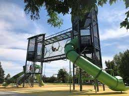 Playground – Bild 6