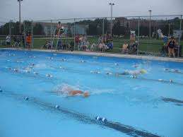 Queen Square Outdoor Pool – Bild 1