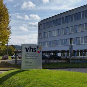 Volkshochschule Sächsische Schweiz-Osterzgebirge e.V. Geschäftsstelle Freital – Bild 2