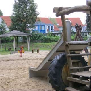 Spielplatz – Bild 5