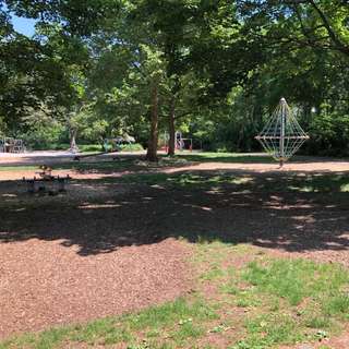 Spielpatz am unteren Ebertpark – Bild 1