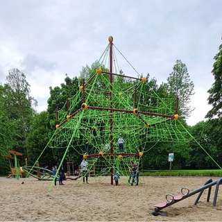 Spielplatz Am Stadtpark – Bild 2