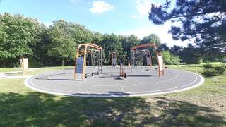 Jugendplatz und Outdoor Fitness – Bild 4