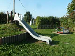 Spielplatz Neu Strenz – Bild 1