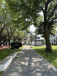 Deschamps Park – Bild 6