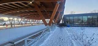Patinoire réfrigérée couverte – Bild 1