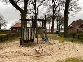 Kinderspielplatz Am Brink – Bild 1