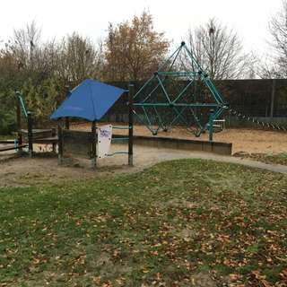 Spielplatz – Bild 2