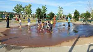 Neebin Park Splash Pad – Bild 1