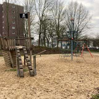 Spielplatz – Bild 2