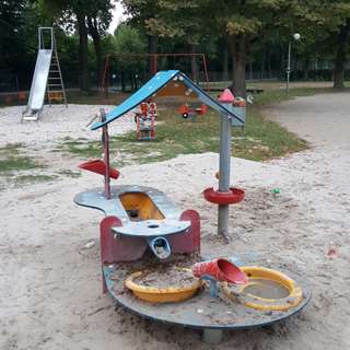 Treckerspielplatz am Jahnstadion – Bild 2