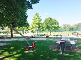 Treckerspielplatz am Jahnstadion – Bild 3