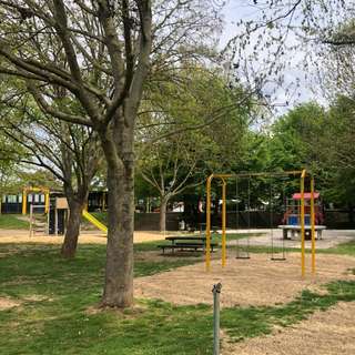 Spielplatz am Maiblumenweg – Bild 2