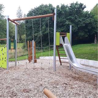 Spielplatz Oberer Hengsbacher Weg – Bild 1