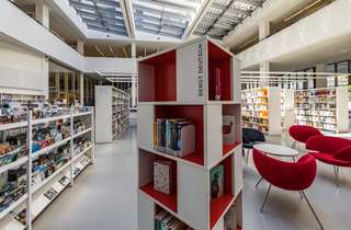 Zweigbibliothek Waldstadt – Bild 3
